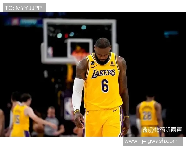 2021年NBA精彩对决篮网与湖人巅峰对决引发球迷热议 2021年NBA精彩对决篮网与湖人巅峰对决引发球迷热议