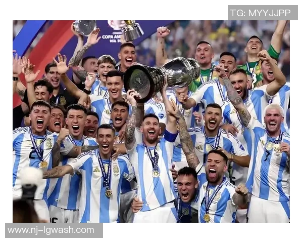 梅西带领阿根廷队再创辉煌 迎接世界杯新征程 迈向历史新高峰 梅西带领阿根廷队再创辉煌 迎接世界杯新征程 迈向历史新高峰