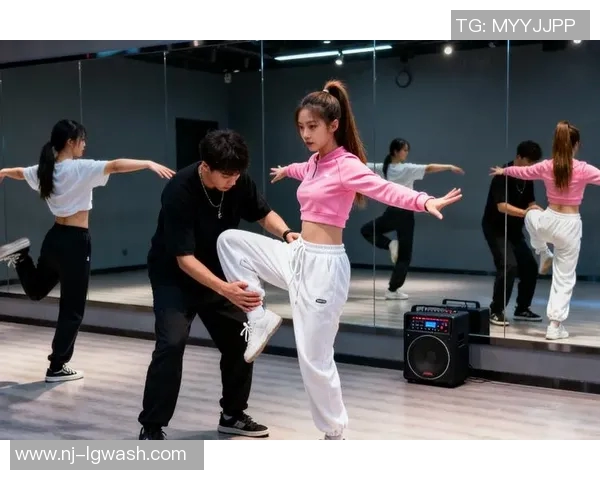 重庆街舞队速度之争引发热议舞者们的竞技与艺术碰撞