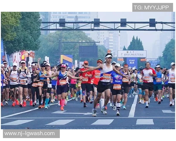 杭州城市马拉松回顾：极限运动队展现实力与团队精神的完美结合